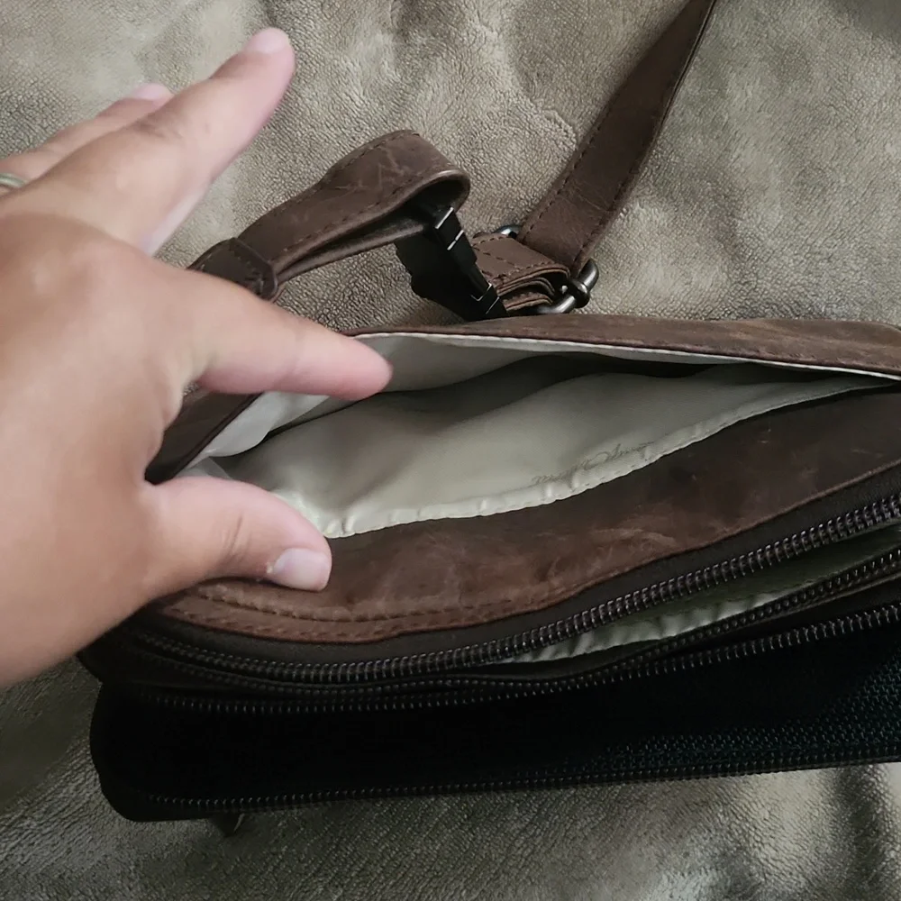Lady Concealed Kailey Pack - Leather  Belt Bag